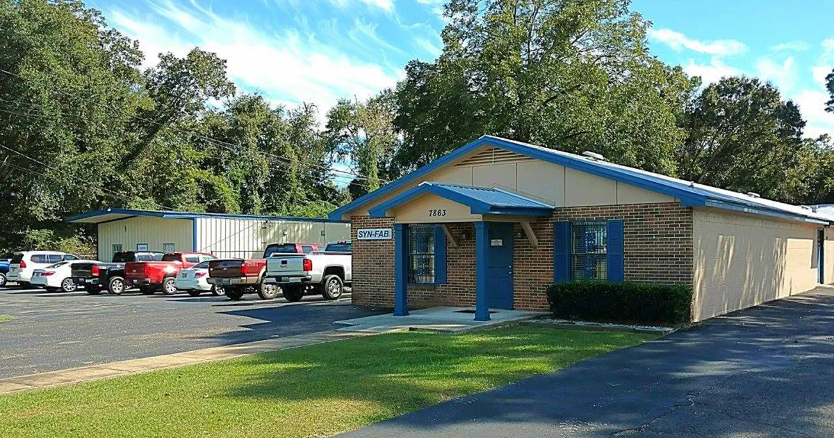 Exterior photo of Syn-Fab Inc's headquarters and manufacturing facility in Mobile, AL